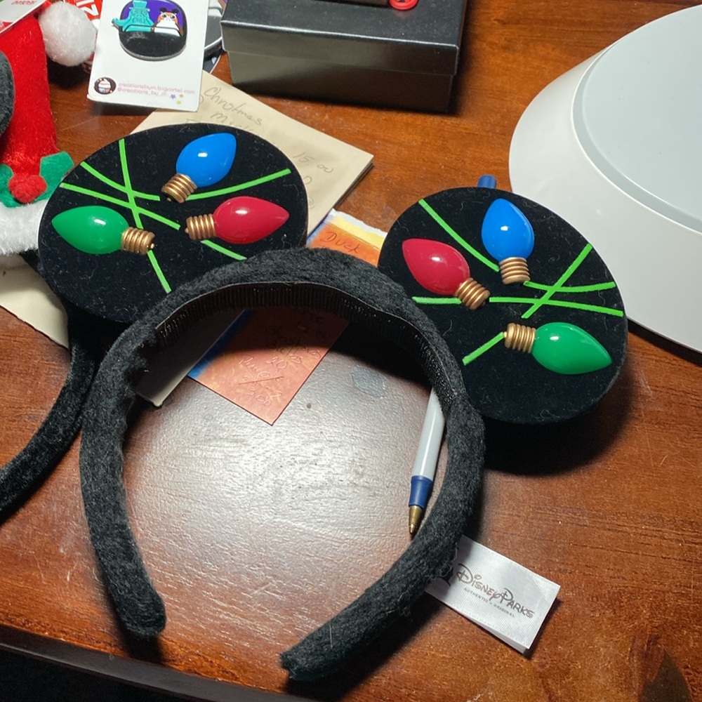 3 mouse ears